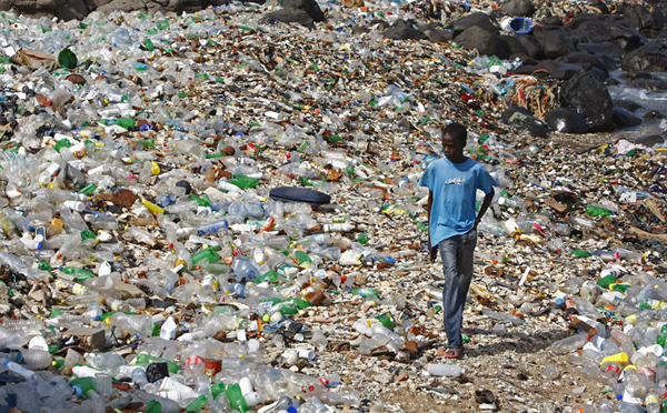 plastic011.jpg