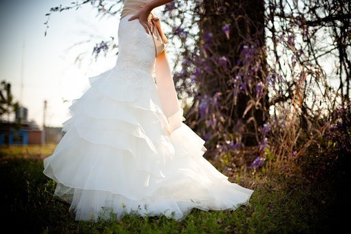 wedding-dress-349959__340.jpg