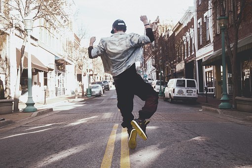 hip-hop-1209499__340.jpg