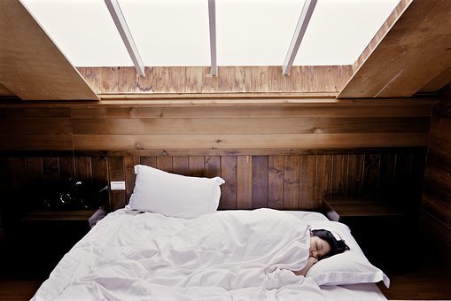 sleep-1209288__340.jpg