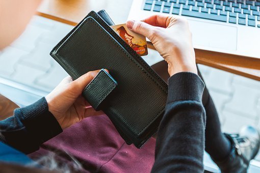 wallet-2125548__340.jpg